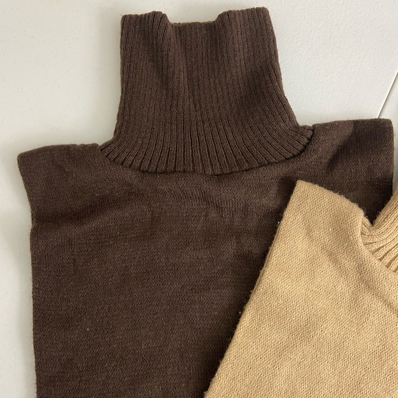 EUC Nasharr women’s brown tan turtleneck under layer‎ layering knit collars set - Picture 2 of 4